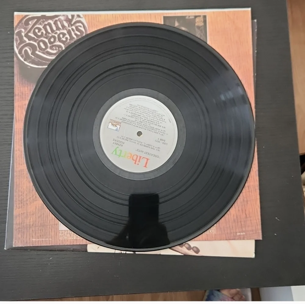 Kenny Rogers - Picture 2 of 7